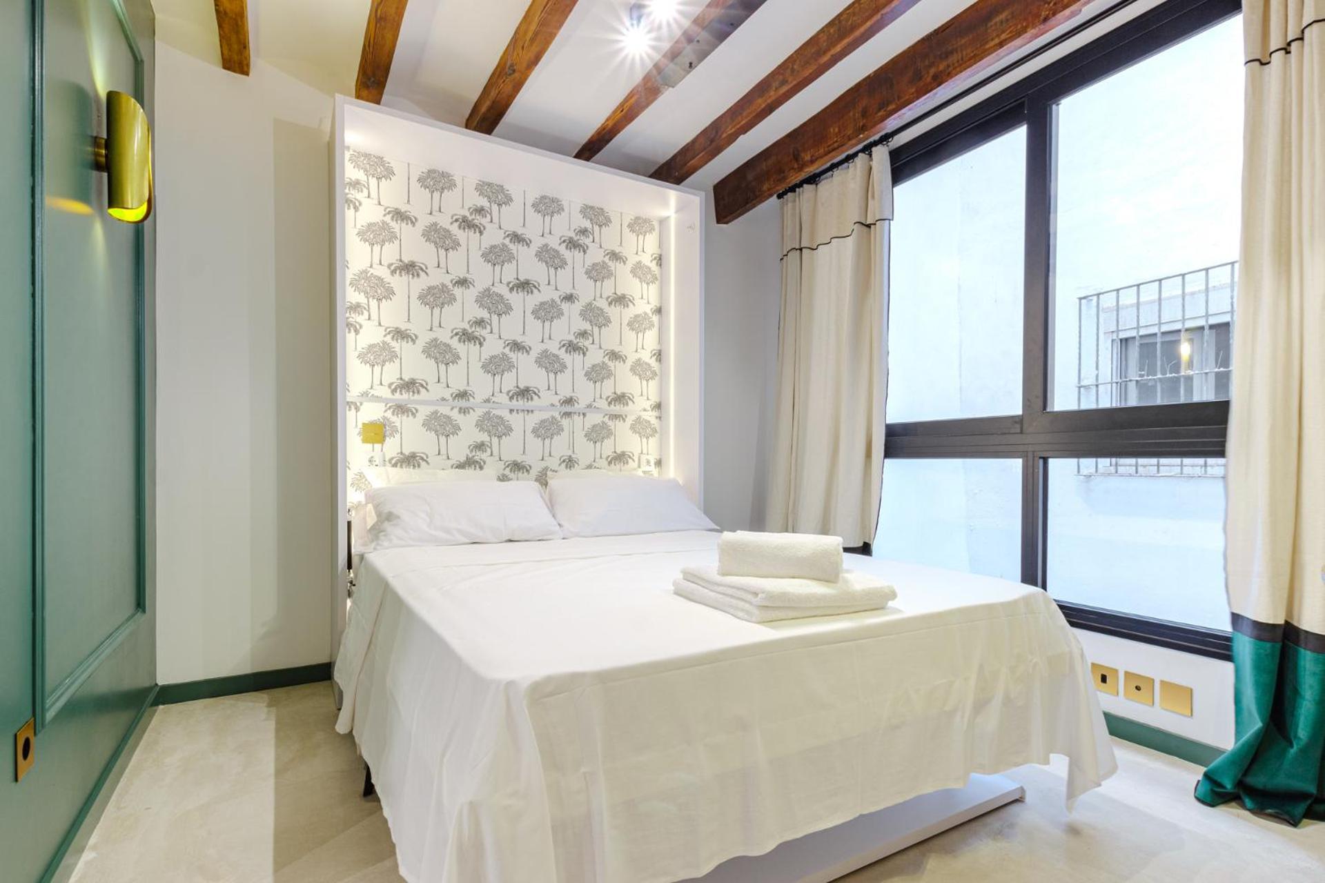 Refined And Practical Studio In Historic Center Of Аликанте Экстерьер фото